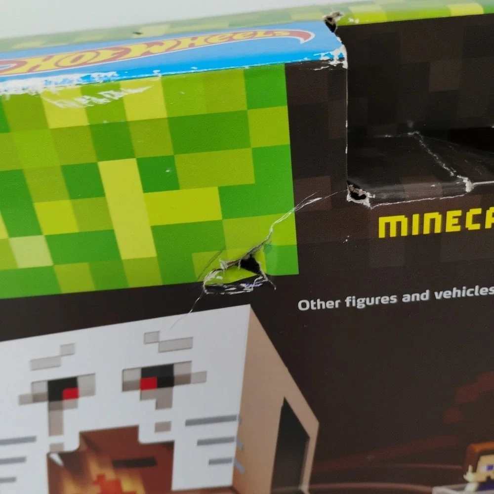 Minecraft Hot Wheels Ghast Attack Track Zombie Pigman & Cart COMPLETE in Box